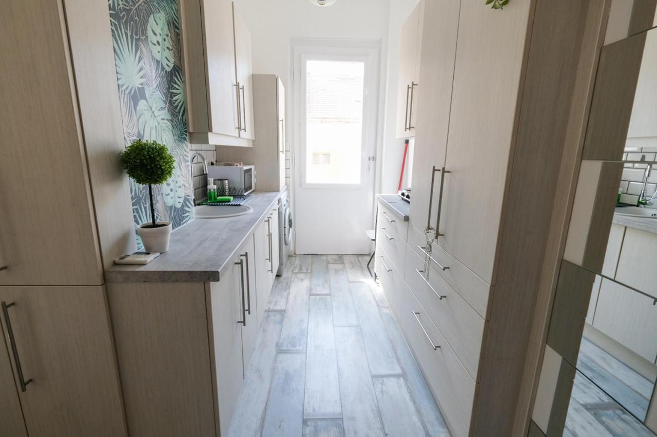 Bem By Small Apartment
